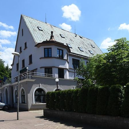 Hotel U Jezirka Ліберець Екстер'єр фото